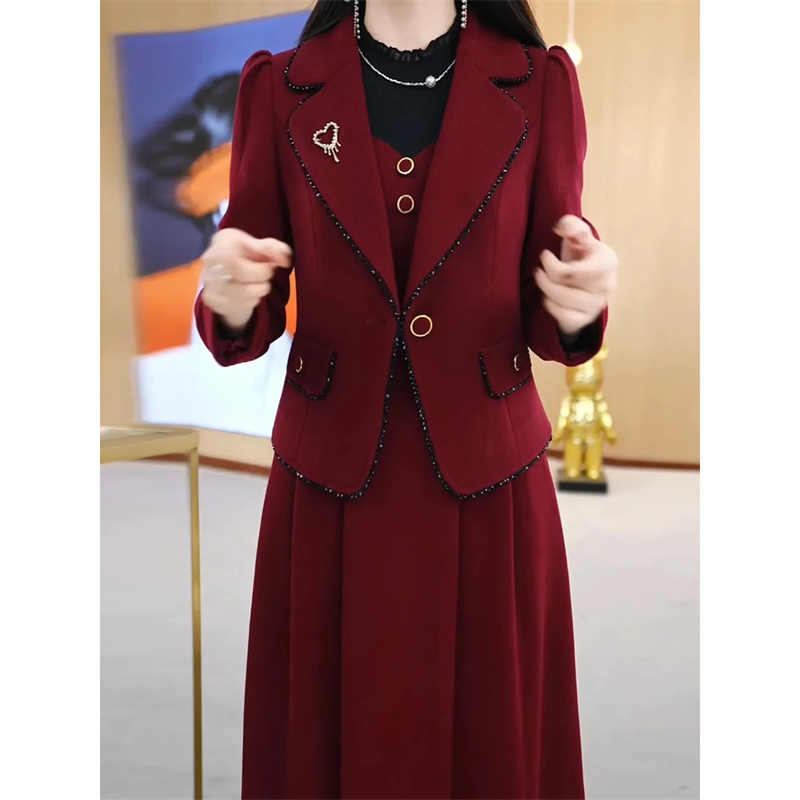 Высококачественный костюм, кур – обзор и цена Winter Clothing Line
